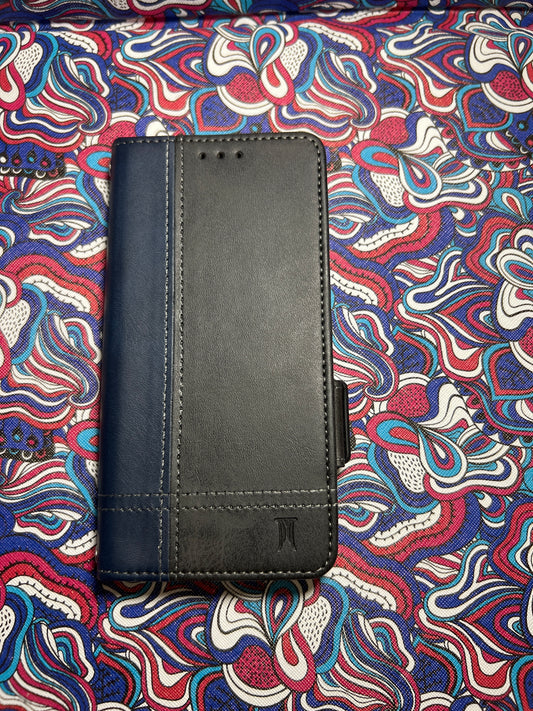 Etui z klapką skórzane do Google Pixel 7A - dwukolorowe